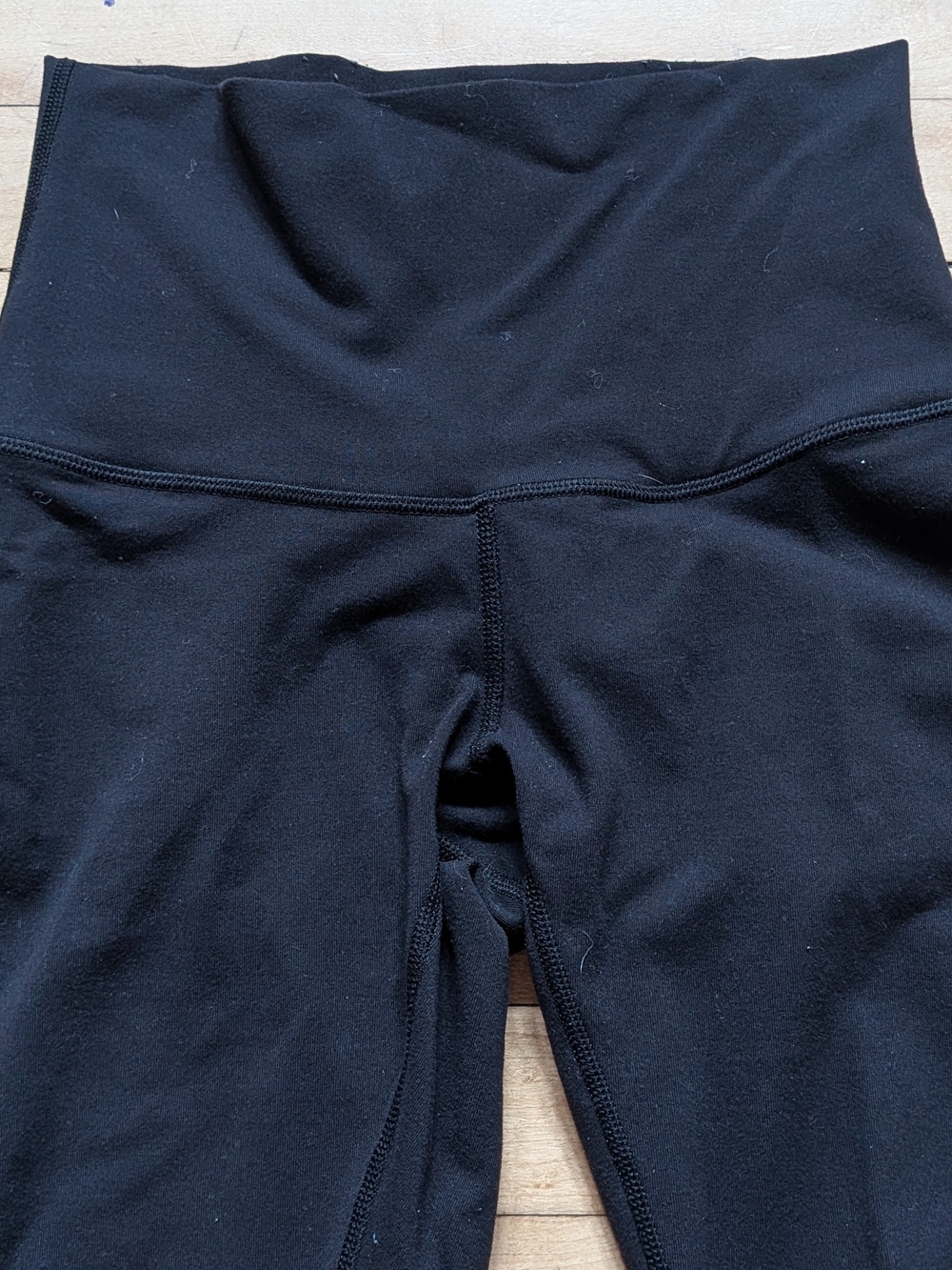 Lululemon Size 4 High Waist Black Leggings